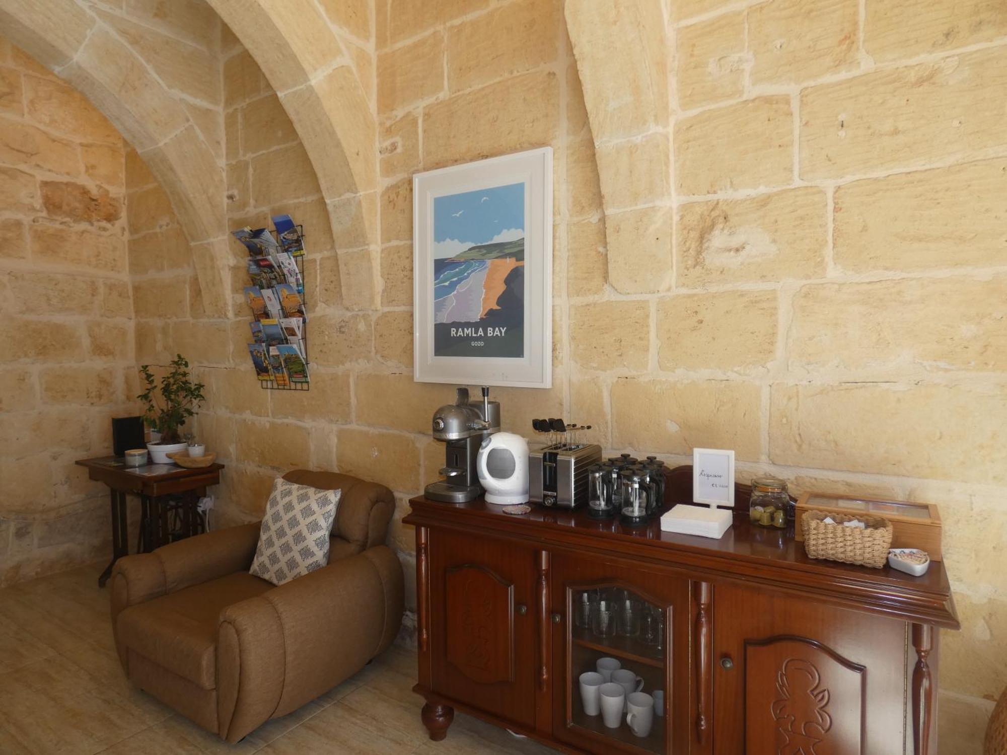 A La Maison B&B Xaghra Bagian luar foto