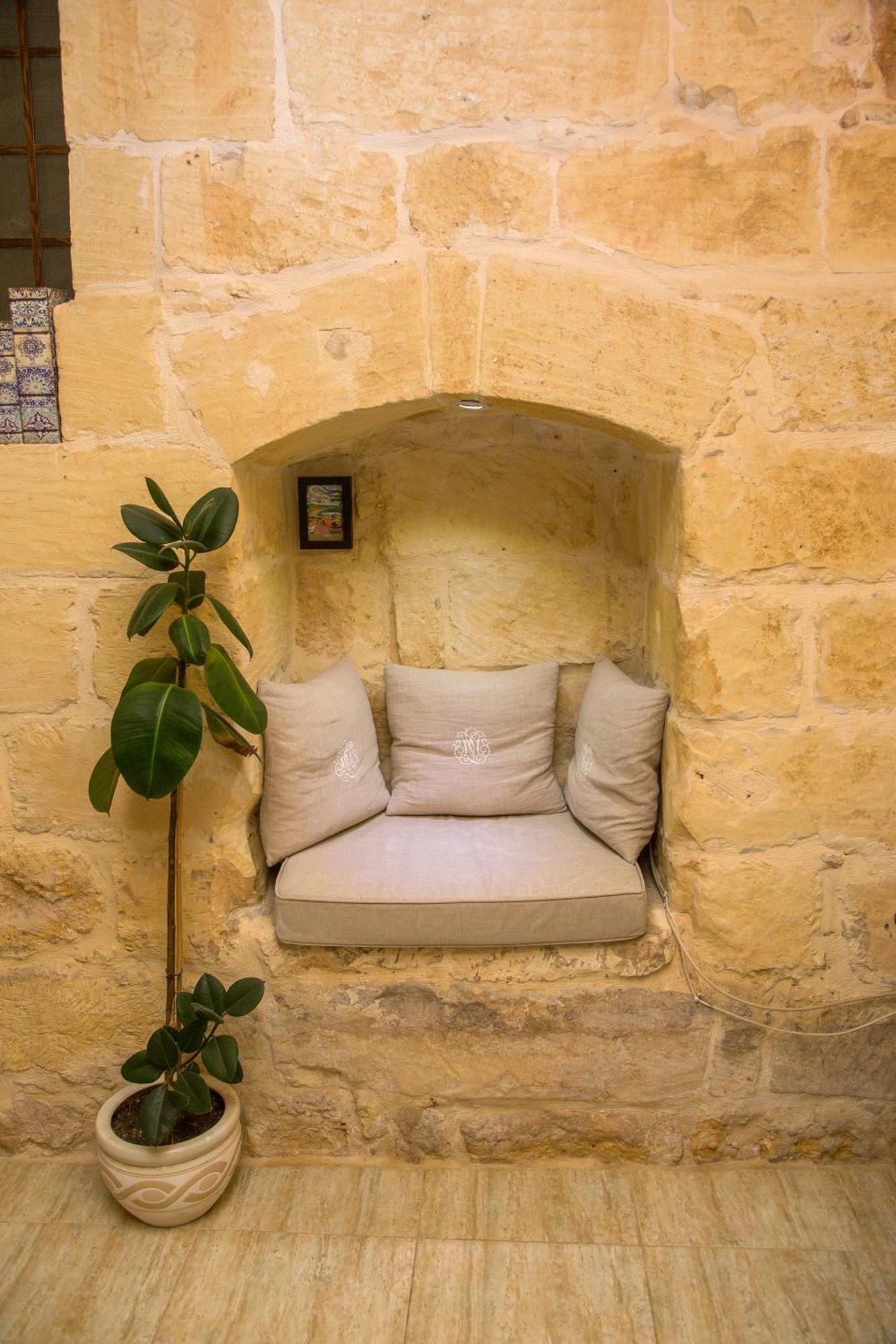A La Maison B&B Xaghra Bagian luar foto