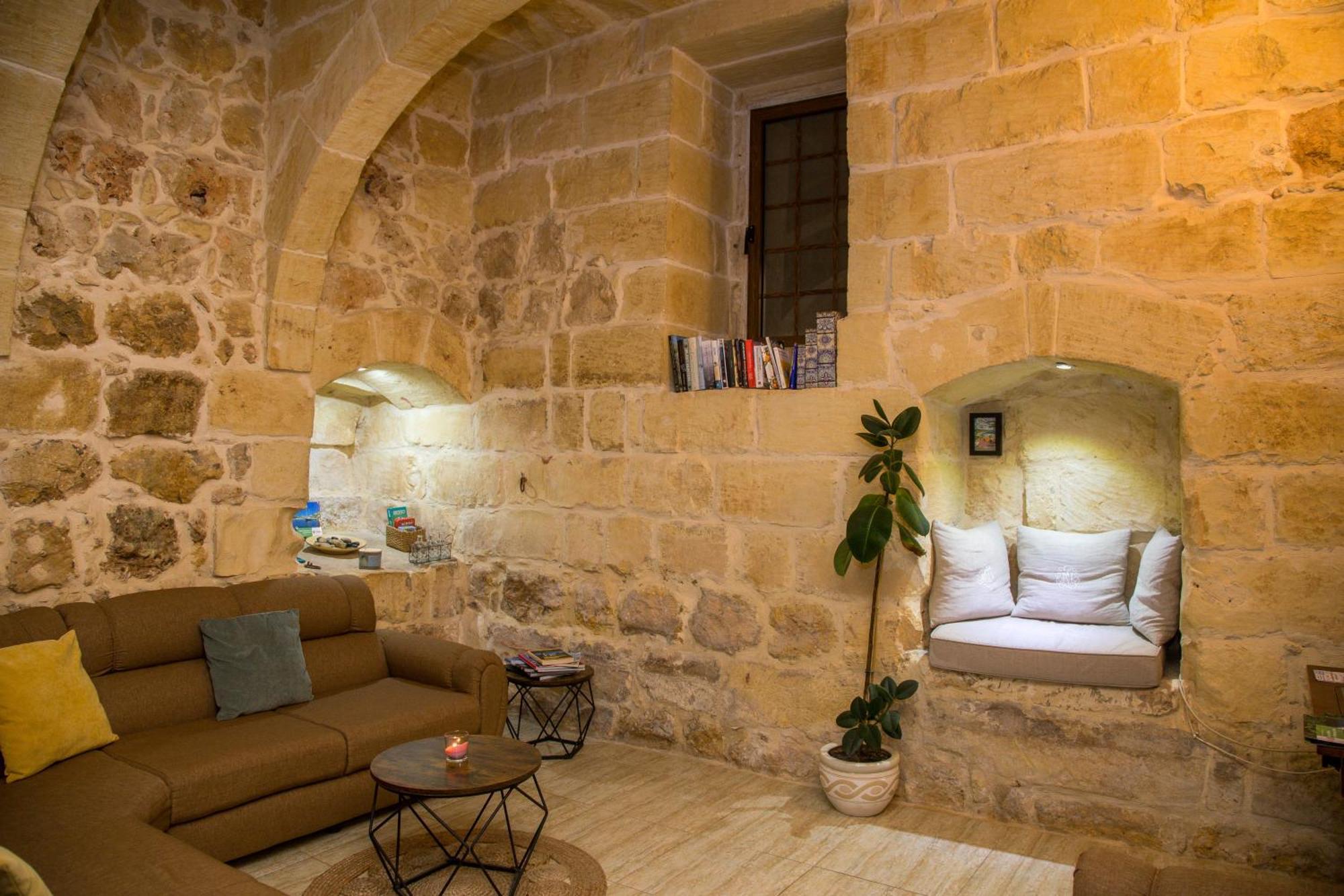 A La Maison B&B Xaghra Bagian luar foto