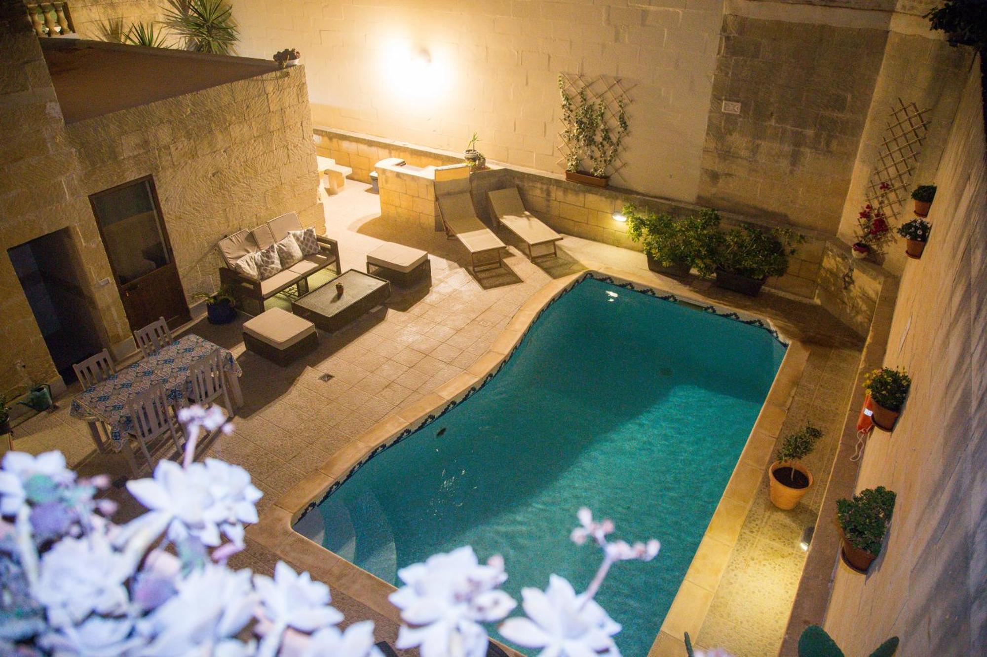 A La Maison B&B Xaghra Bagian luar foto