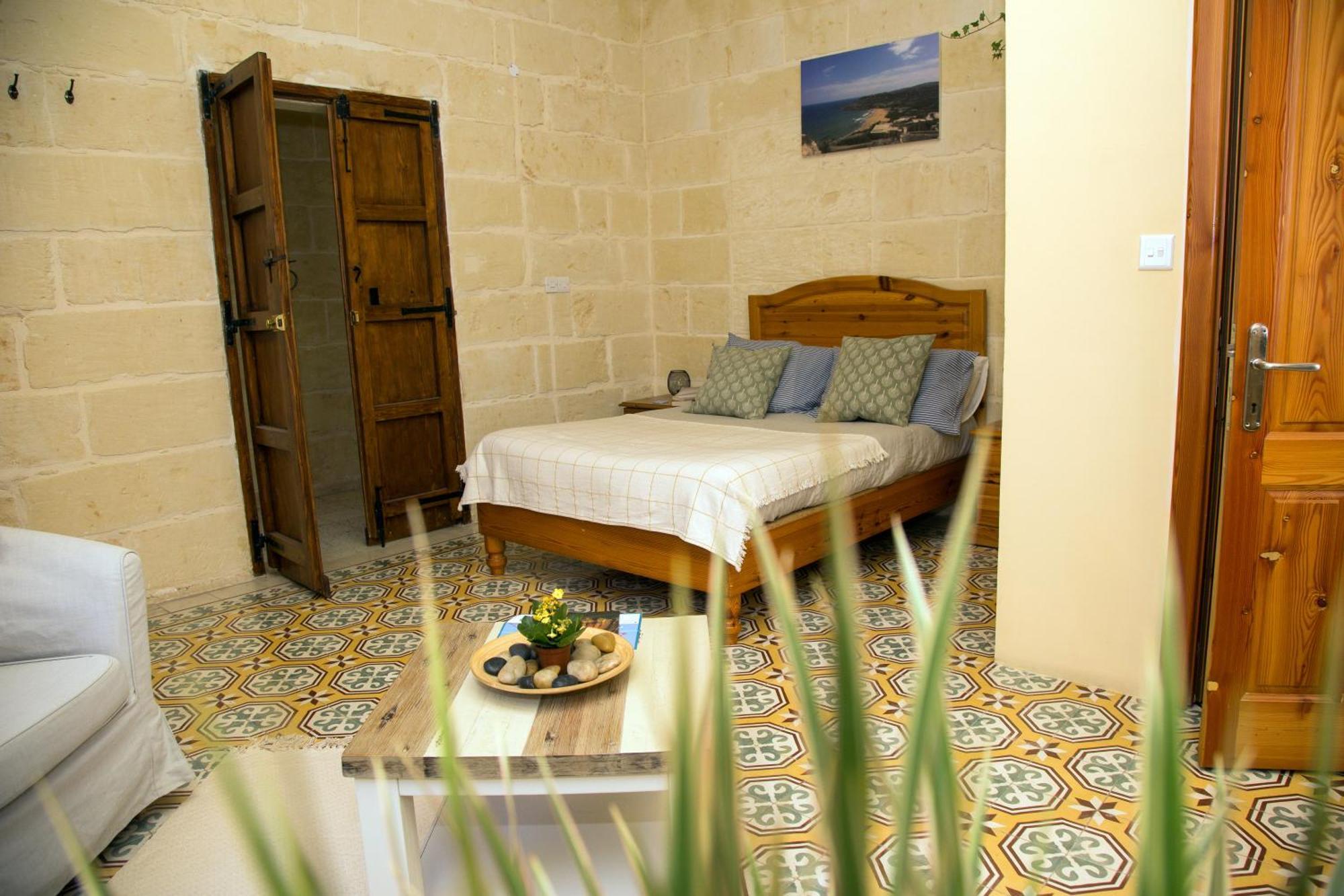 A La Maison B&B Xaghra Bagian luar foto